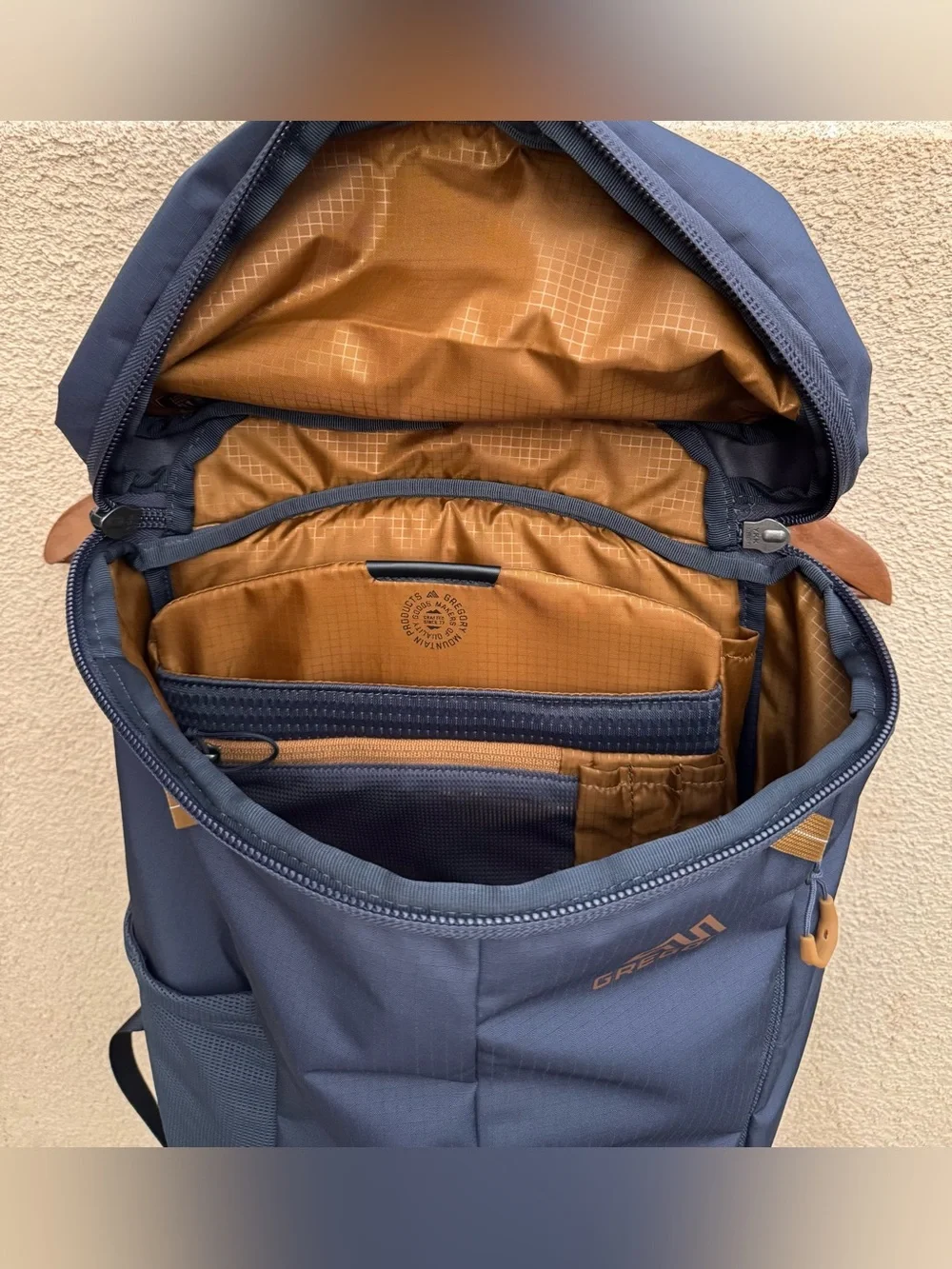 Gregory Rhune 25L hiking camping travel Backpack Blue